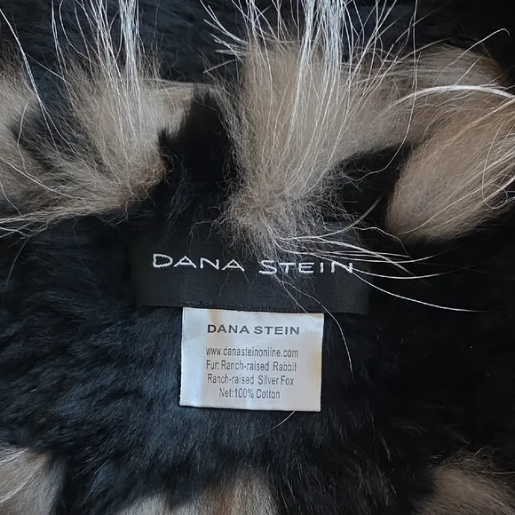 Dana Stein Rabbit And Fox Fur Scarf - Picture 2 of 8